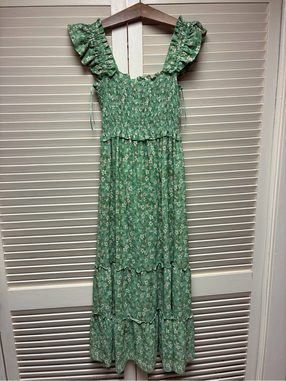 Max Studio Green Floral Smocked Maxi Dress with Ruffle Sleeves
